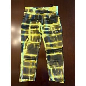 Nike Dri-Fit Capri pants XS - gently used